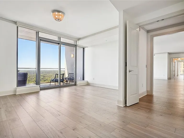 3344 Peachtree Rd NE #3202 — Photo 18