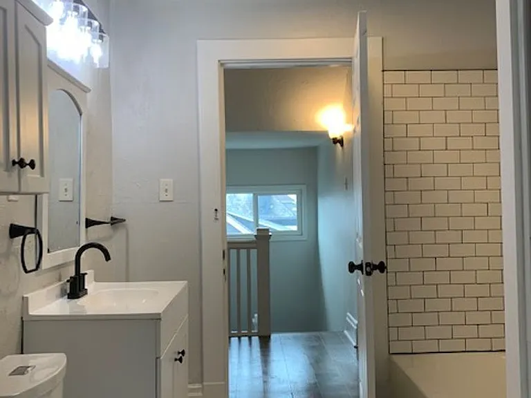 1201 Creedmore Avenue — Photo 6