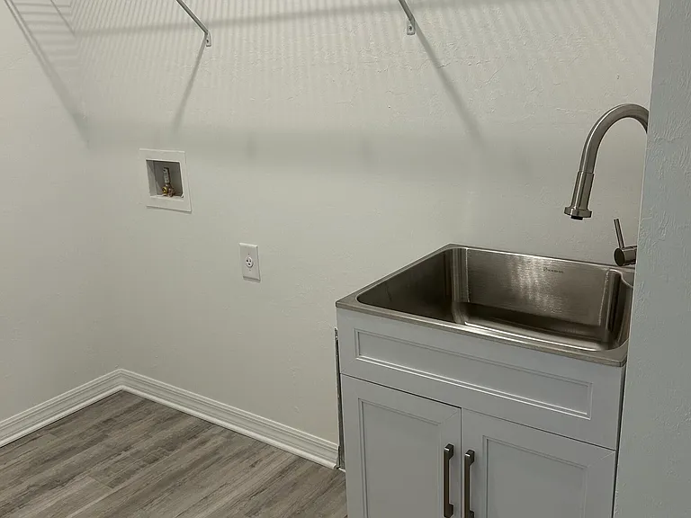 1322 Rio De Janeiro Ave — Photo 15