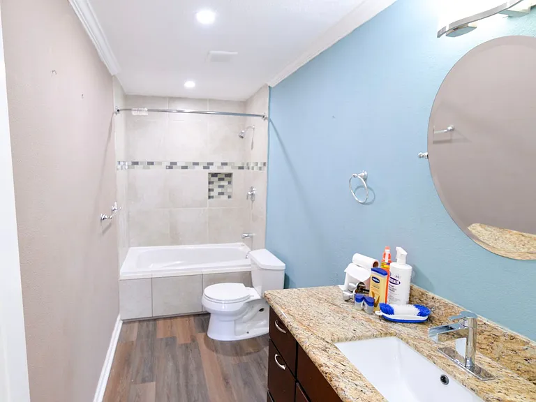 2501 S El Camino Real #202 — Photo 13