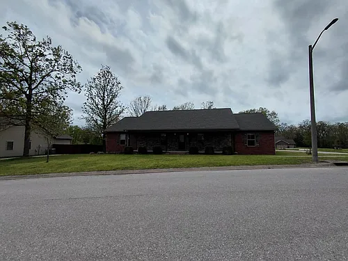 102 Highland Woods Dr Photo 1