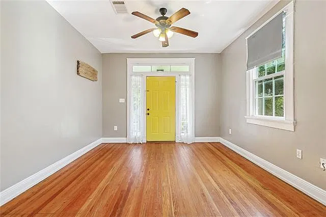 2 bed, 1.0 bath, 900 sqft, $1,400 — Photo 2