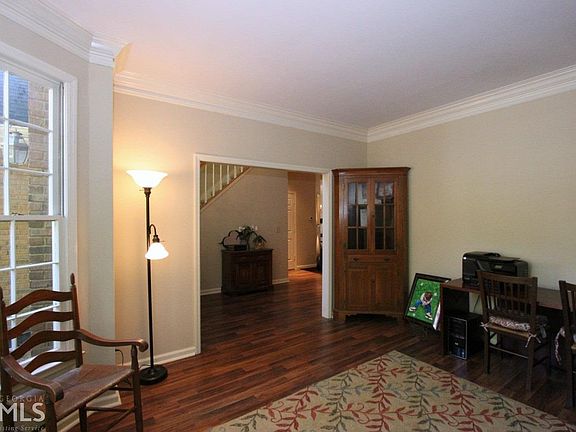 5th image of 165 Waterloch Ct