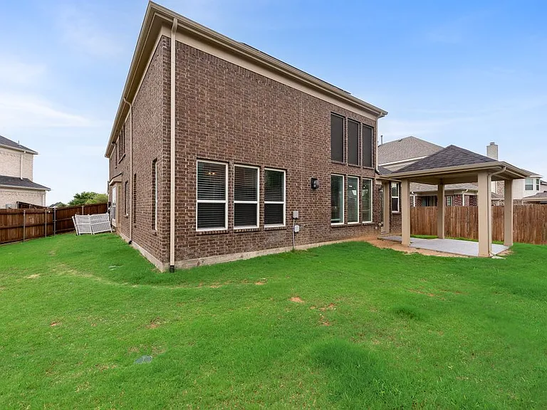 14113 Sugar Hill Dr — Photo 19