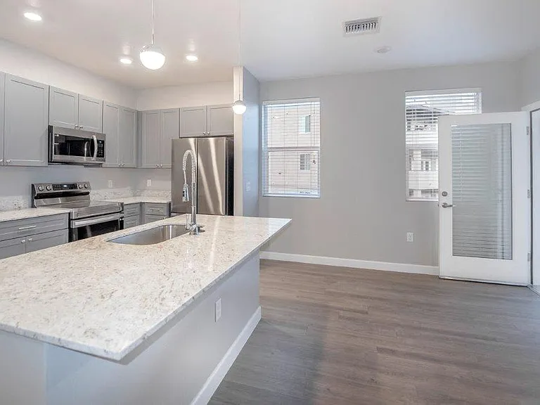 Inspiration Apartments — Photo 2