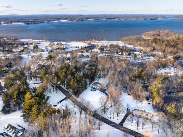 82 TIDEWATER FARM Road, Greenland, NH 03840