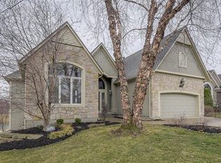 9749 Cooper St, Lenexa, KS 66220