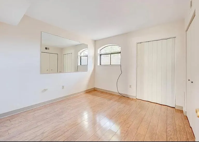 3260 Kennett Sq — Photo 7