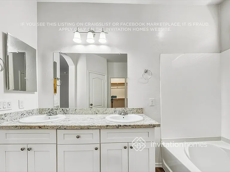 6914 S 37th Gln — Photo 11