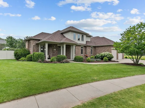 201 E Wentworth Ln, Appleton, WI 54913