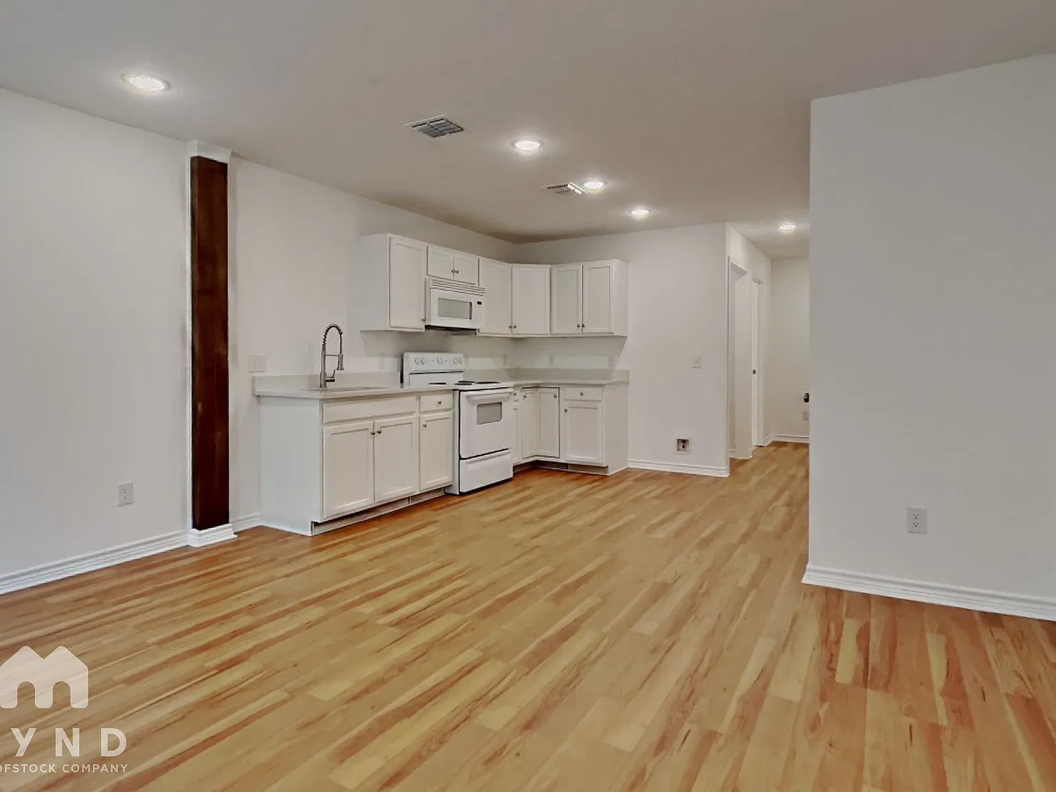 3034 W Salinas St — Photo 4