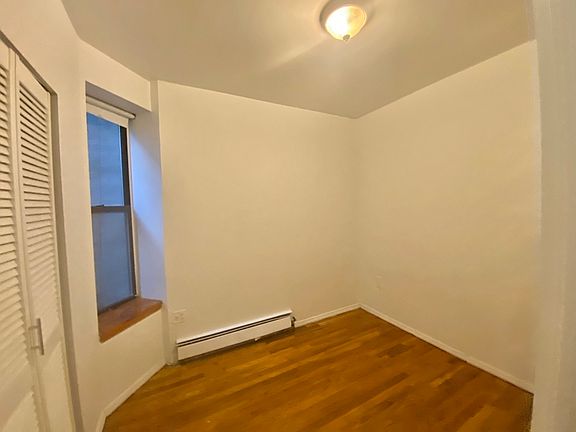 4th image of 449 W 37th St #3WR