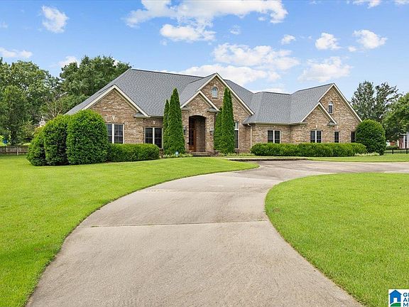 3rd image of 45 River Heights Dr