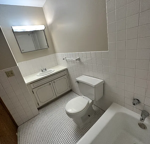1321 Division St #303 — Photo 11