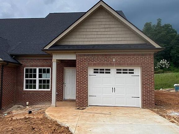 3rd image of 330 Jacksonian Way