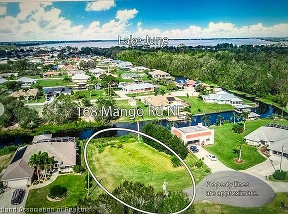 2nd image of 168 Mango Rd NE