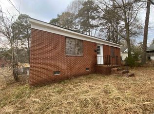 110 S Cherry St, Henderson, NC 27536