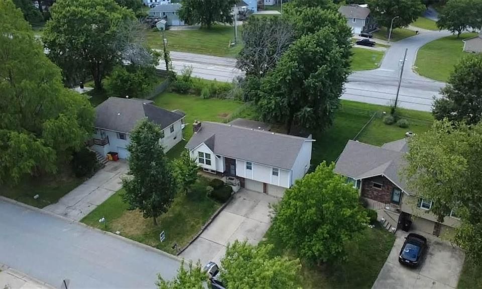 1st image of 3008 S Bryn Mawr Dr