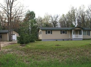 890 S Ausable Trl, Grayling, MI 49738