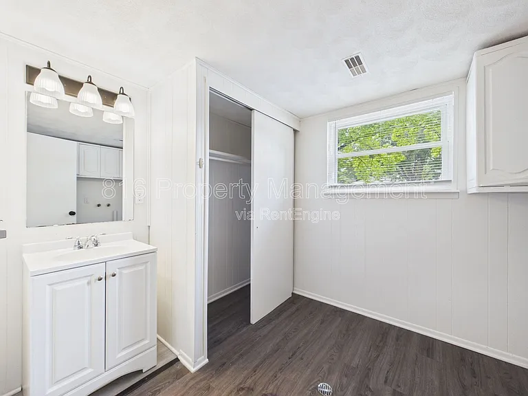 2835 S Tepee Ave — Photo 20