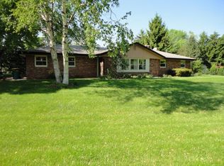 6474 Cherry Hill Rd, Hartford, WI 53027