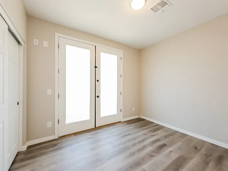 2373 W Sleepy Ranch Rd — Photo 4