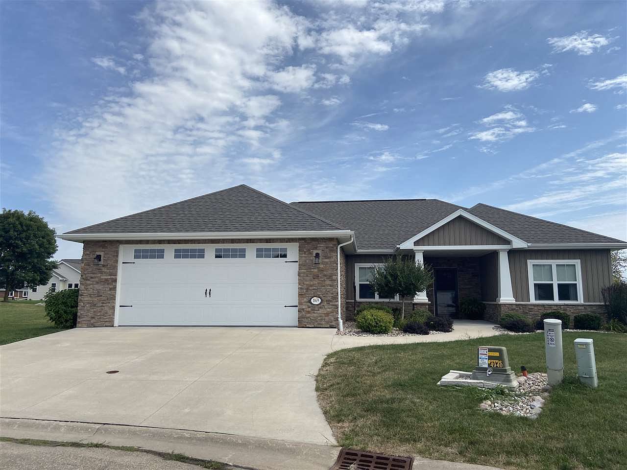 869 Eden Ct, Menasha, WI 54952 Zillow