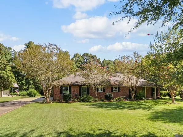 11335 Pepper Dr, Saint Francisville, LA 70775