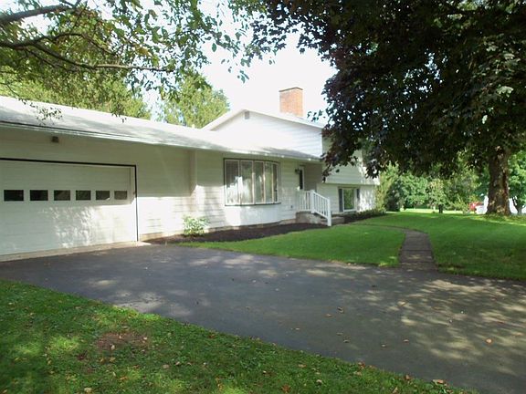 5th image of 41 Hamilton Dr