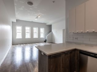 2700 W North Ave #201, Chicago, IL 60647