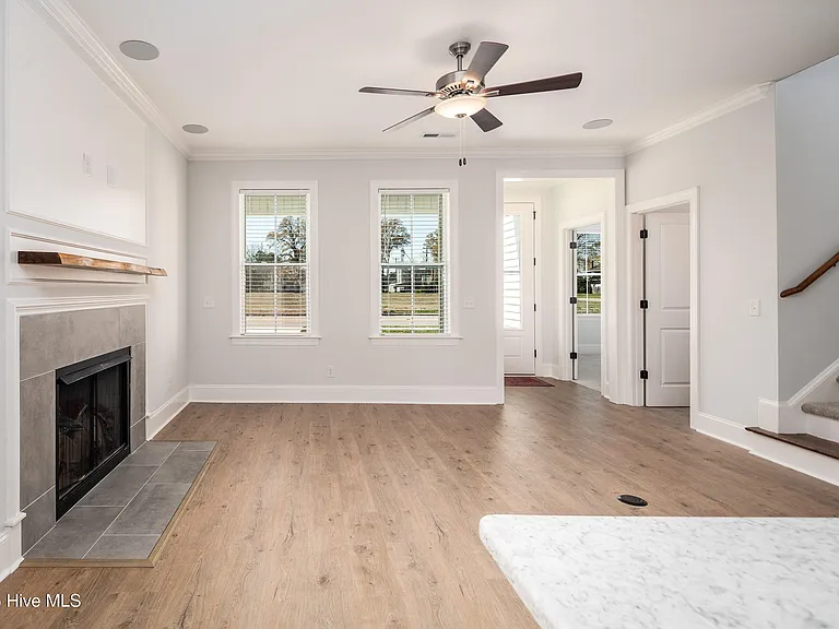 3842 W Wilson St — Photo 5