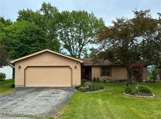 835 Cynthia Ct, Niles, OH 44446