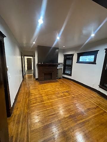 Full view of livingroom