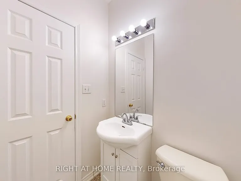 56 N Lake Rd #13 — Photo 17