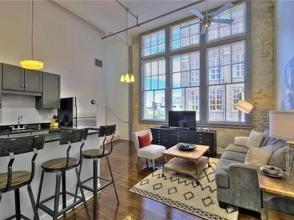 1111 S Peters St, New Orleans, LA