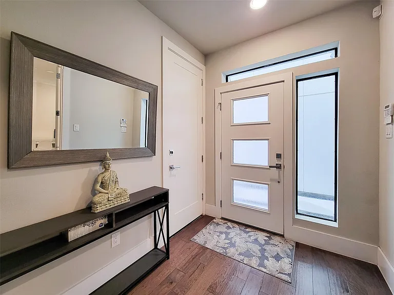 5709 Larkin St #A — Photo 7