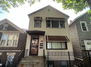 2719 S Emerald Ave, Chicago, IL 60616