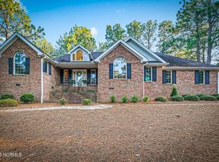 119 Berkshire Ct, West End, NC 27376