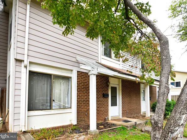 13045 Thyme Ct, Germantown, MD 20874