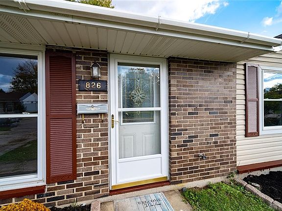 4th image of 826 Plumwood Dr