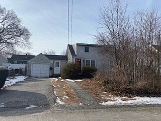 2nd image of 39 Colonial Ave