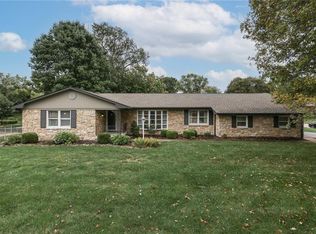 801 Leisure Ln, Greenwood, IN 46142
