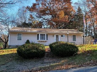 4 Somerset Ln, Holden, MA 01520