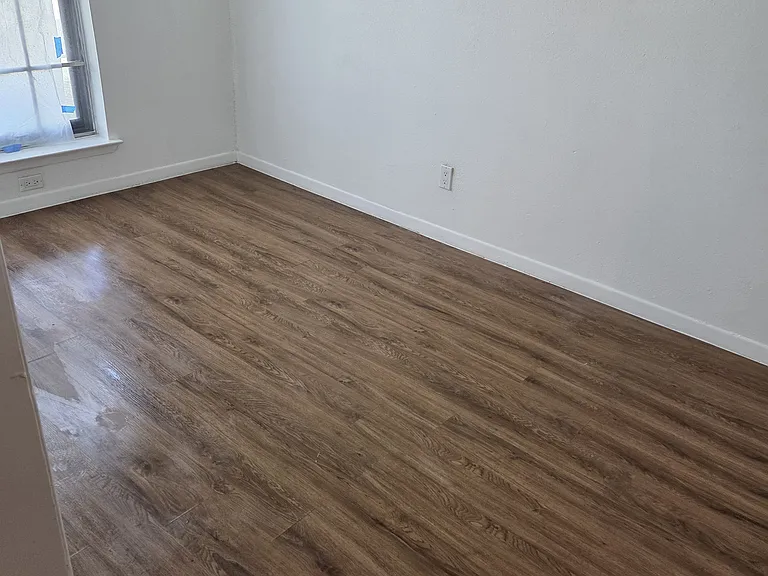 9002 Emberglow Ln — Photo 11
