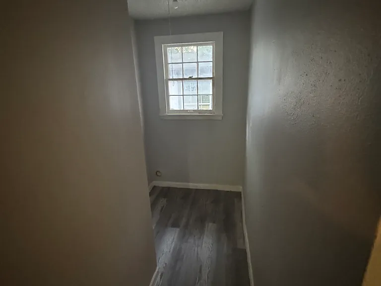 944 Thompson Pl #2 — Photo 5