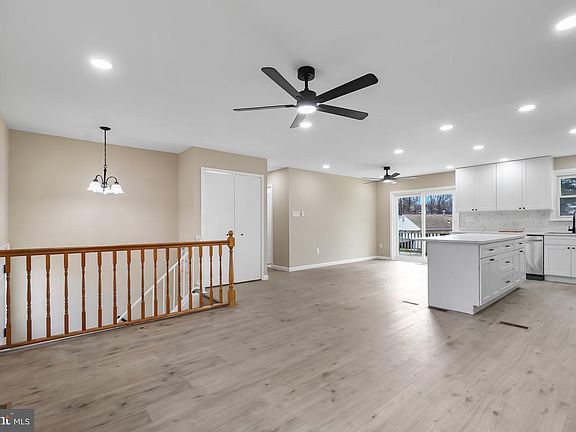 5th image of 103 Strongwood Rd