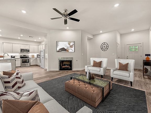 2nd image of 70 Perth Dr
