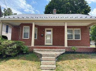 136 W Main St, Fayetteville, PA 17222
