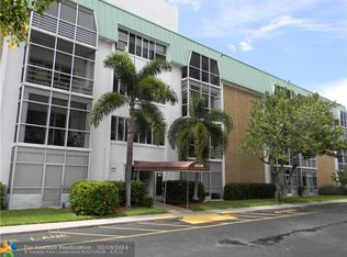 3040 NE 16th Ave APT 113, Oakland Park, FL 33334