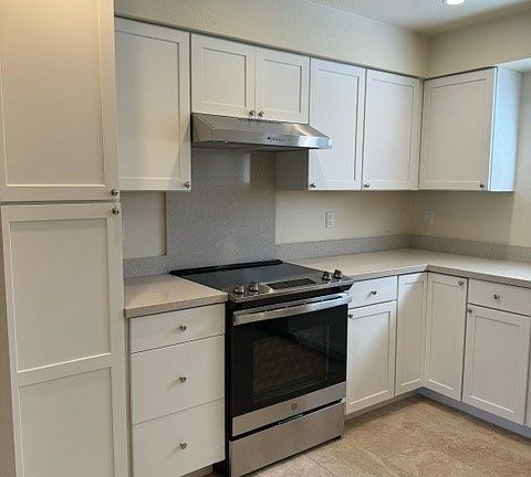 2nd image of 772 Portola St APT B